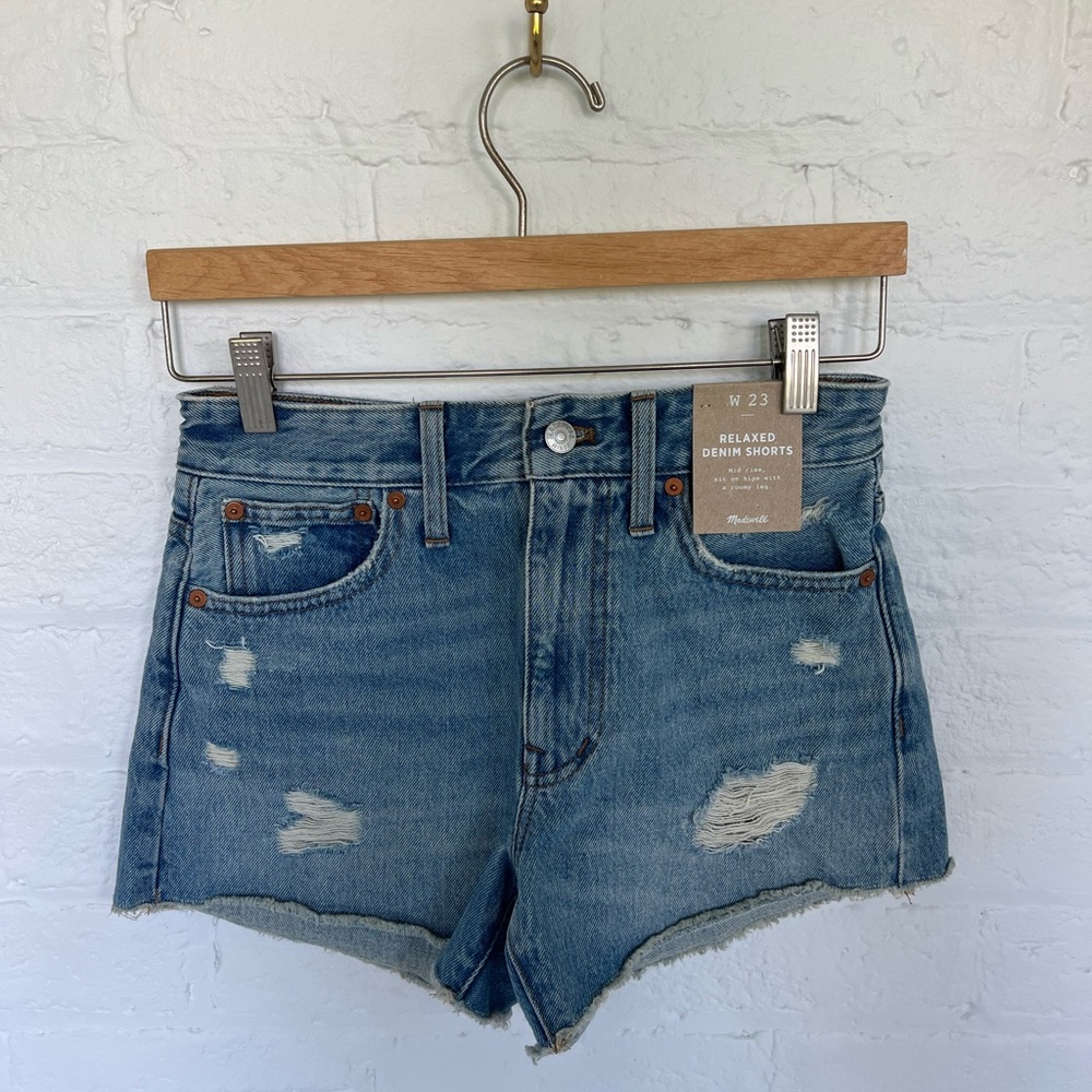 Madewell relaxed denim shorts. NWT, perfect condition.